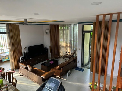 Cần bán nhà biệt thự 4 tầng, vị trí đẹp, góc 2 mặt tiền phường Cát Lái, NT cao cấp 1