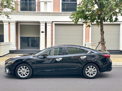 Bán xe Mazda 6 Luxury 2.0AT 2020, số tự động, màu đen. 2
