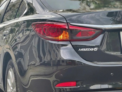 Bán xe Mazda 6 Luxury 2.0AT 2020, số tự động, màu đen. 8