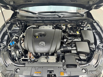 Bán xe Mazda 6 Luxury 2.0AT 2020, số tự động, màu đen. 10