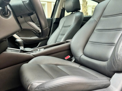 Bán xe Mazda 6 Luxury 2.0AT 2020, số tự động, màu đen. 11