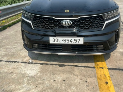 Chính chủ bán xe Sorento bản full xăng 2.5 signature 0