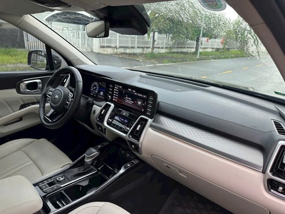 Chính chủ bán xe Sorento bản full xăng 2.5 signature 2