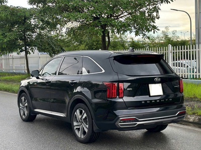 Chính chủ bán xe Sorento bản full xăng 2.5 signature 3