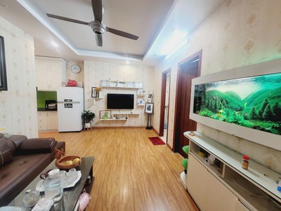Tôi có một căn hộ chung cư tại kim văn kim lũ, ct a, 73 m2 giá tiền 3,98 tỷ đồng 3