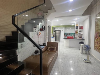 Nhà mặt tiền đẹp như mơ - khu tên lửa - bình tân -  4mx18m - 4 tầng - nhỉnh 11 tỷ 2