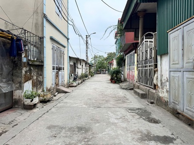 Chính chủ bán 78,5m2 đất thị trấn Trâu Quỳ, Gia Lâm. Đường ô tô tránh, sau có sân thoáng 2