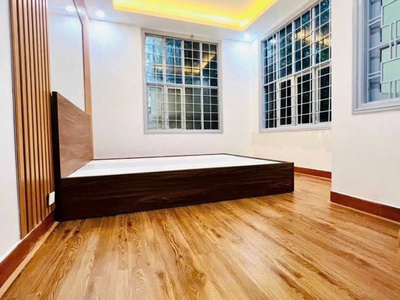 Bán Nhà riêng Kim Mã quận Ba Đình 22m x 5.5T giá 4.35 tỷ, lô góc, nhà đẹp, về ở ngay 2