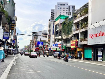 Bán nhà lô góc , 2 mt bàn cờ p3 q3 -ngang hiếm 4.7m 5tầng 5pn, hơn 23tỷ 0