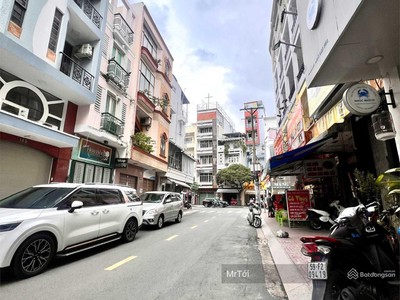 Bán nhà lô góc , 2 mt bàn cờ p3 q3 -ngang hiếm 4.7m 5tầng 5pn, hơn 23tỷ 1