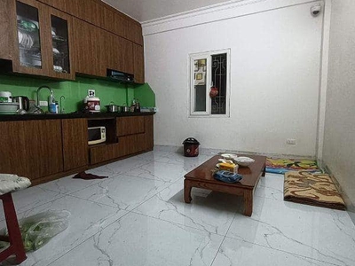 Bán nhà mặt phố thái thịnh 54m2 x 6 tầng, tầng chia 2 phòng cầu thang giữa mặt phố ở sướng kết hợp 0