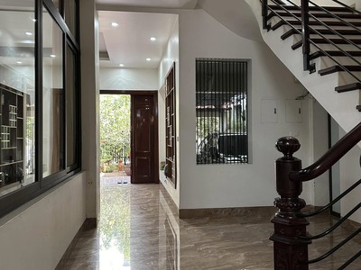 Bán căn biệt thự sân vườn tân tây đô - đan phượng 274/293m2 x 3 tầng, 4 phòng khép kín, khẳng định 3