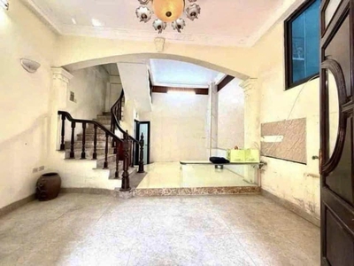 Bán nhà mặt phố thái thịnh 54m2 x 6 tầng, tầng chia 2 phòng cầu thang giữa mặt phố ở sướng kết hợp 2