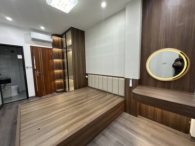 Siêu hiếm hot- bán nhà nguyễn văn cừ - long biên-nhà dân xây- gần ô tô- ngõ thông thoáng vĩnh viễn. 2