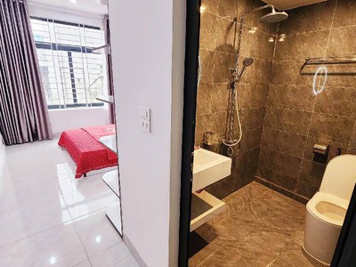 B.á.n nhà ngọc thụy long biên - nhà 6 tầng mới tinh tình tình- ngõ rộng thênh thang- ôtô đỗ cửa. 2