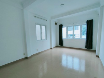 Cho thuê nhà 379 Nguyễn Trọng Tuyển, Phường 2, Quận Tân Bình. Trệt, 3 lầu, DT4x16 chỉ 35tr 2