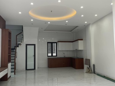 Bán Nhà 3 Tầng Giáp Lideco Bãi Muối. DT:50.5m2 Oto Đỗ Cửa 0