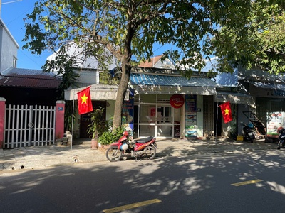 Mặt tiền cực rộng, đường tô hiệu, hòa minh, liên chiểu. ngay gần ngã tư giao với tôn đức thắng. 0