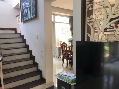 Bán biệt thự tân phong quận 7, thiết kế 3 tầng 194m2 .  6pn , ngang  17m chỉ 38 tỷ 3