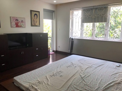 Bán biệt thự tân phong quận 7, thiết kế 3 tầng 194m2 .  6pn , ngang  17m chỉ 38 tỷ 4