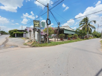 Trí bình-thị trấn châu thành kdc đông đủ tiện ích  lô đất full thổ cư mặt tiền nhựa 10m 2