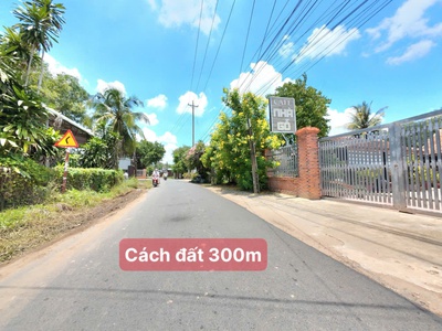 Trí bình-thị trấn châu thành kdc đông đủ tiện ích  lô đất full thổ cư mặt tiền nhựa 10m 4