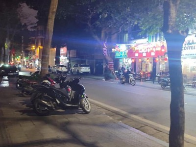 8.5 tỷ bán nhà mặt phố nguyễn công trứ 3 tầng kinh doanh ngày đêm hai bà trưng 2