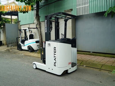 Xe nâng điện đứng giá mềm chất lượng 3