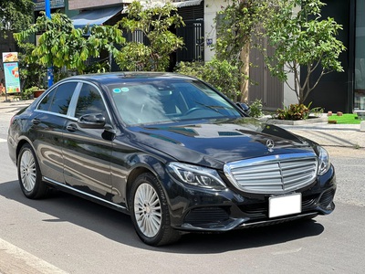 Bán xe Mercedes C250 2016 Exclusive, màu đen. 3