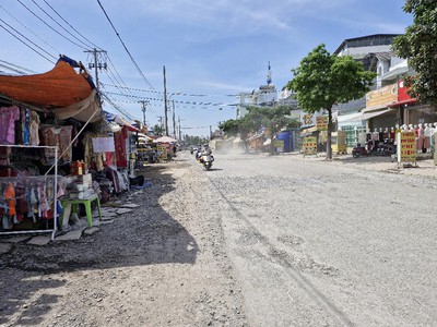 Bán nhà lô góc 230m2  trước mặt đường lò lu, khu vip phường trường thạnh, thủ đức, nhỉnh 130 0