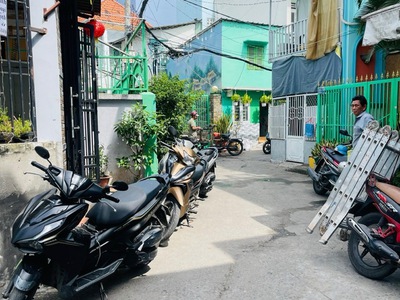 P3q8 , nhà 4 lầu. mặt tiền hẻm xe hơi, tạ quang bửu. chỉ 7 tỷ 0