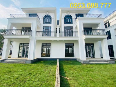 Pháp lý sổ lâu dài.bt 3,5 tầng,268m,mt10m,18,x tỷ.cả nhà và đất 2