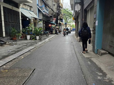 Tôi bán nhà 5 tầng đường oto tránh kinh doanh phố Xã Đàn DT 52m giá 14.5 tỷ 0