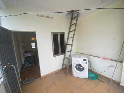 Cho thuê ở 5 người nhà ngõ trại cá  gần chợ đồng tâm  4 tầng x 30m2, 2 ngủ, 9 triệu 4