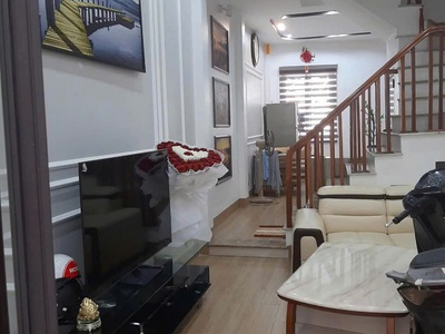 Cần bán nhanh nhà 2,5 tầng ngõ phố Đức Minh chỉ 2,55 tỷ 5