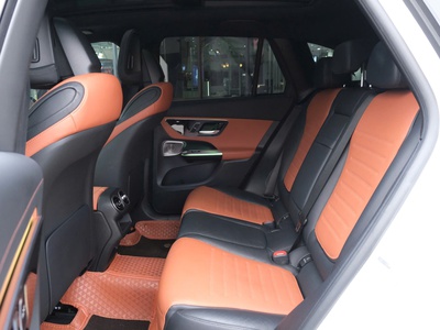 Cần bán xe Mercerdes- Been GlC 300 SX2023 4