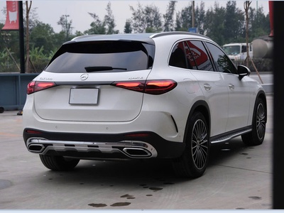Cần bán xe Mercerdes- Been GlC 300 SX2023 3