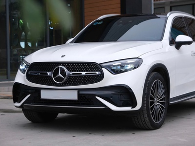 Cần bán xe Mercerdes- Been GlC 300 SX2023 6