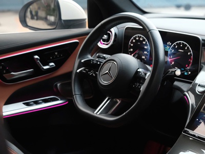 Cần bán xe Mercerdes- Been GlC 300 SX2023 7
