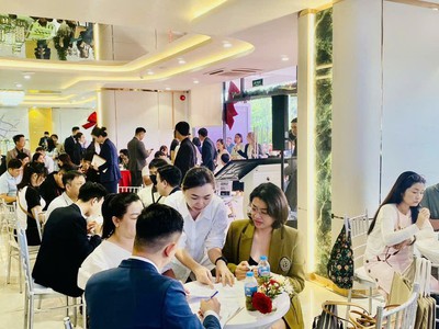 Sở  hửu ngay căn hộ fiato uptown ngay vị trí kim cương độc nhất. 2