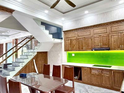 Nhà mặt tiền QL1K TP Dĩ An 1 trệt 3 lầu sổ hoàn công 6