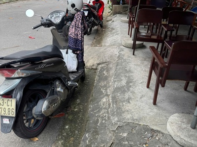 Trường chinh giáp lê trọng tấn, nhà c4 kinh doanh, hạ chào tiếp 100 triệu, còn 2,98 tỷ. 0