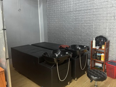 Sang nhượng toàn bộ mặt bằng hoặc full đồ làm salon tóc  tại cần thơ 4