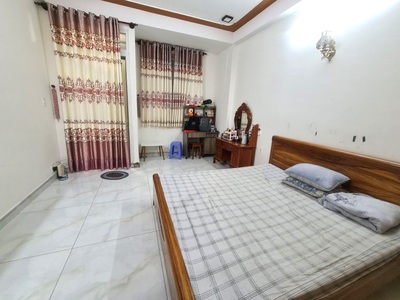 Bán nhà 4 tầng ngộp gần phạm văn đồng linh đông thủ đức 74m 4 18.5 chỉ hơn 7 tỷ siêu ngon 0