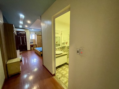 Cho thuê nhà khu phân lô Văn Cao, DT: 90m2, 4 p.ngủ. 2