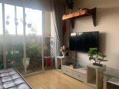 Giá sốc 1 tỷ full phí   căn 2pn bếp rộng ,nhà sẵn ở ngay tại chung cư hoàng quân, tặng nội thất 2