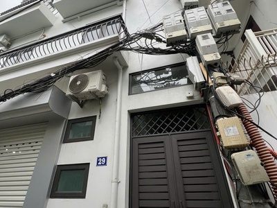 Do điều chuyển công việc nên pass gấp phòng 25m2 tại ngõ 640 nguyễn văn cừ, gia thuỵ, long biên 0