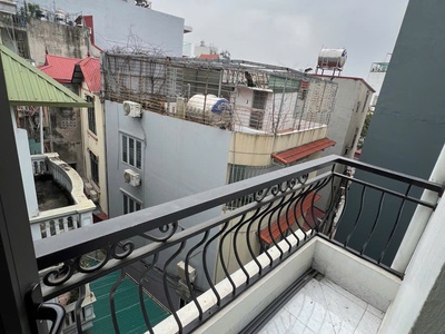 Do điều chuyển công việc nên pass gấp phòng 25m2 tại ngõ 640 nguyễn văn cừ, gia thuỵ, long biên 4