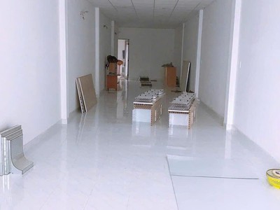 Cho thuê nhà nguyên căn mặt tiền kinh doanh đường lã xuân oai, phường long trường  khu vực kinh 3