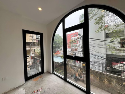 Cực hót - chinh chủ cho thuê mặt bằng tầng 1 và tầng 2 ngõ 121 chùa láng, láng thượng, đống đa, hà 4